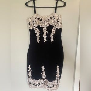 HAUTE MONDE Black & Cream Lace Midi Dress
